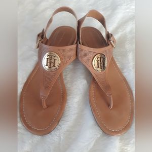 Tommy Hilfiger Tan size 8.5 M Sandels with Logo
